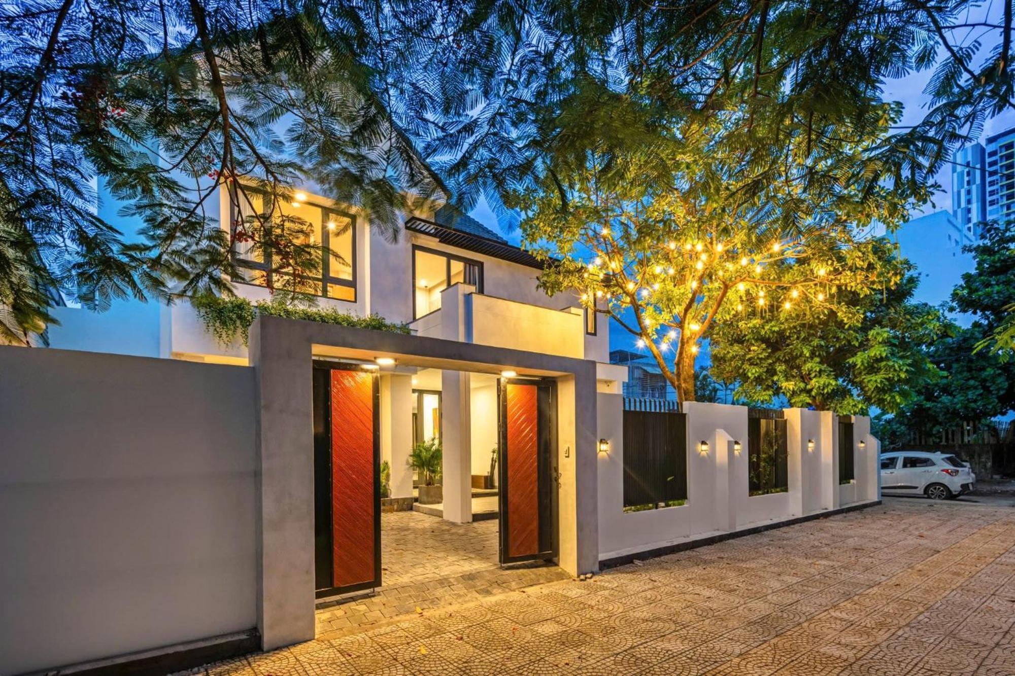 Luxurious 500M Villa, Private Pool, 300M To Beach 다낭 외부 사진